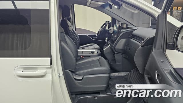 Hyundai Staria Modern, 2022 11