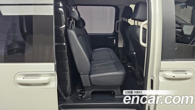 Hyundai Staria Modern, 2022 12