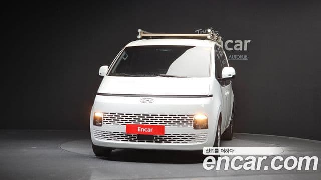Hyundai Staria Modern, 2022 3