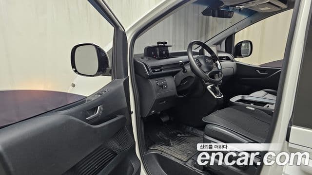 Hyundai Staria Modern, 2022 10
