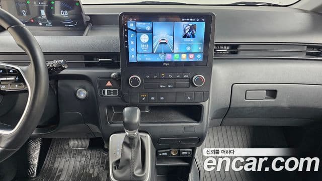 Hyundai Staria Modern, 2022 17