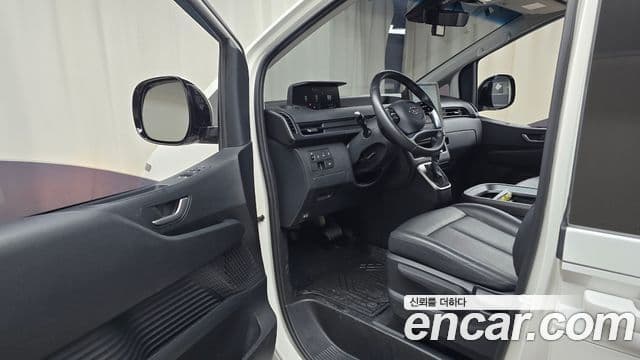 Hyundai Staria Modern, 2022 10