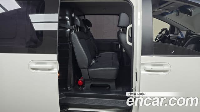 Hyundai Staria Modern, 2022 12