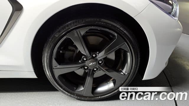 Genesis G70 Elite, 2019 все фото