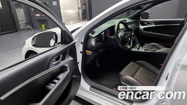 Genesis G70 Elite, 2019 10