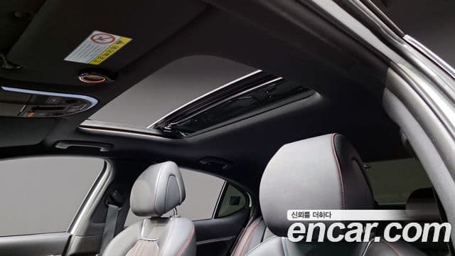 Genesis G70 Elite, 2019 16