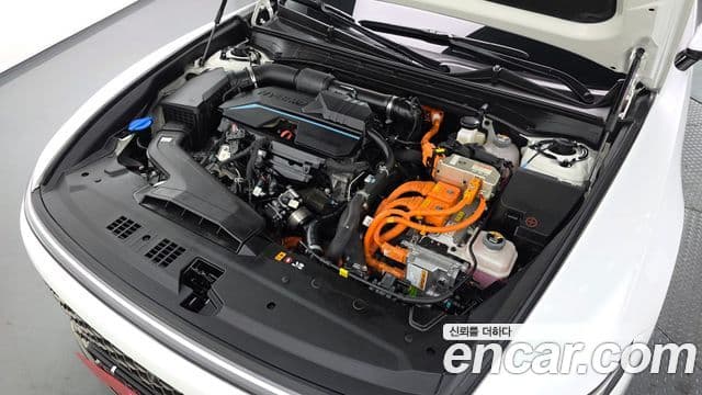 Hyundai Grandeur гибрид (GN7) Calligraphy, 2023 6