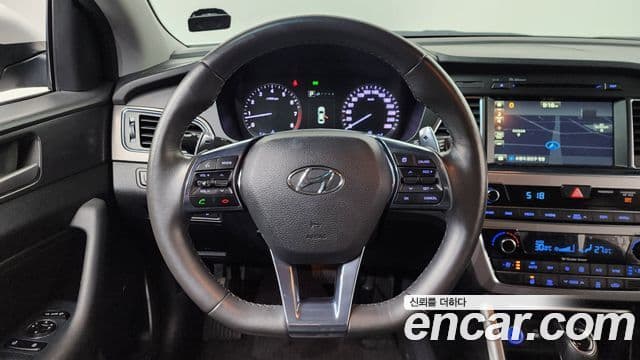 Hyundai LF Sonata Special, 2017 13