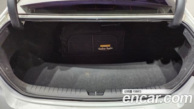 Hyundai LF Sonata Special, 2017 20