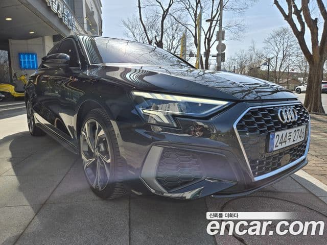 Audi A3 (8Y) Premium, 2023 1