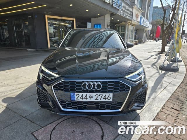 Audi A3 (8Y) Premium, 2023 3