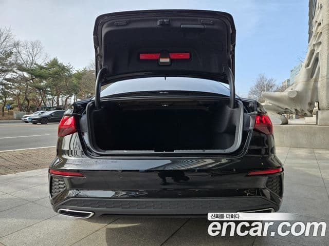 Audi A3 (8Y) Premium, 2023 12