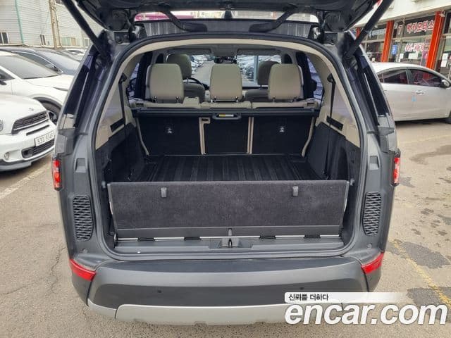 Land Rover Discovery 5 3.0 TD6 HSE, 2018 8