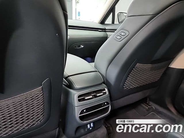 Genesis electrified GV70 e-AWD, 2022 13