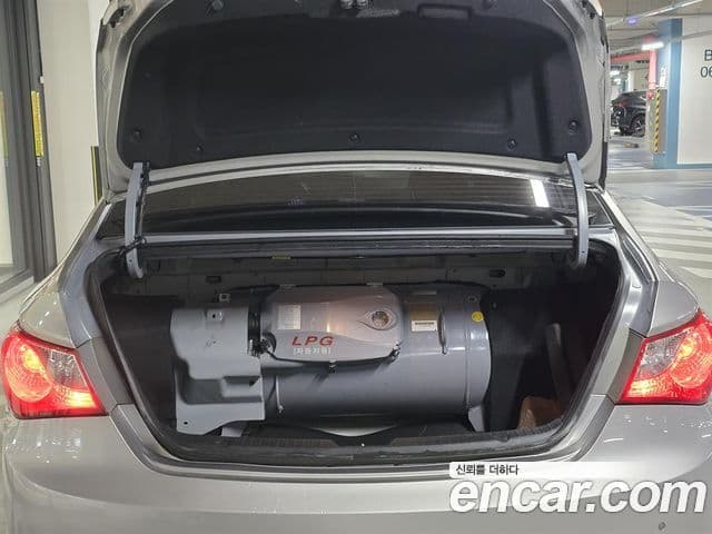 Hyundai YF Sonata Premier, 2011 17