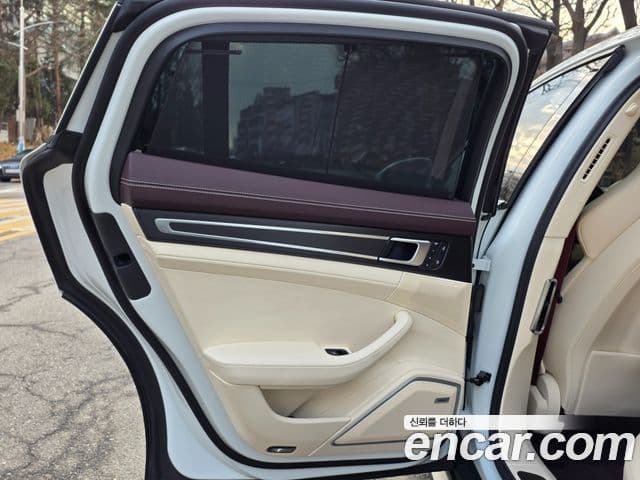 Porsche Panamera (971) 4.0 GTS, 2023 15