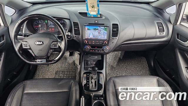 Kia The / новый New K3 Style, 2017 7