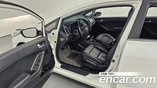 Kia The / новый New K3 Style, 2017 11