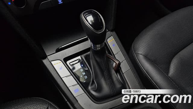 Hyundai Avante AD 1.6 GDI Value Plus, 2018 9