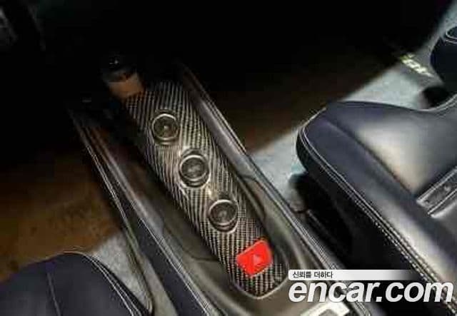 Ferrari 488 스파이더, 2016 7