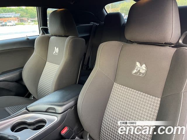 Dodge 챌린저, 2021 8