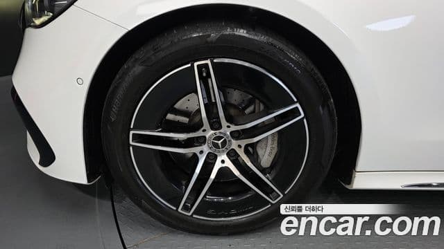 Mercedes-Benz E-класс W214 AMG Line, 2024 все фото