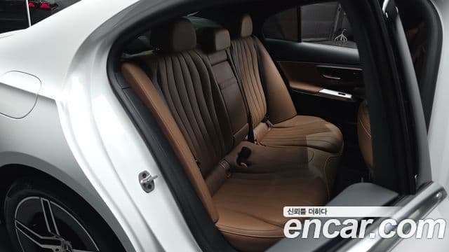 Mercedes-Benz E-класс W214 AMG Line, 2024 11