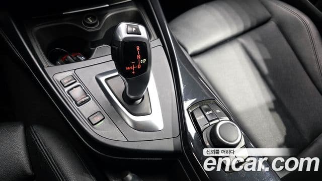 BMW 1시리즈 (F20) 118d Sport 5도어, 2015 9