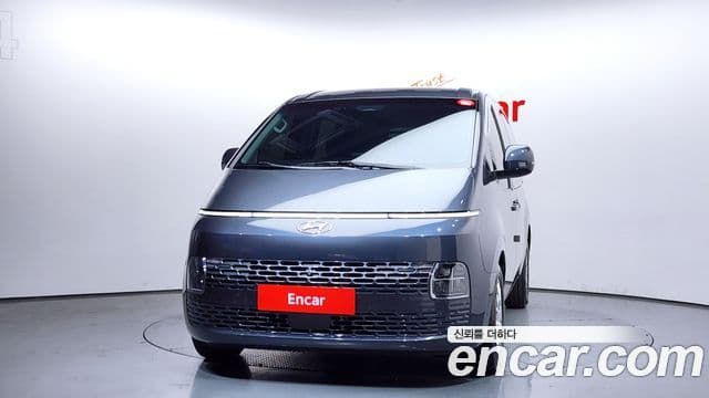Hyundai Staria Modern, 2024 3