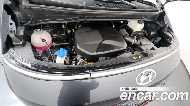 Hyundai Staria Modern, 2024 6