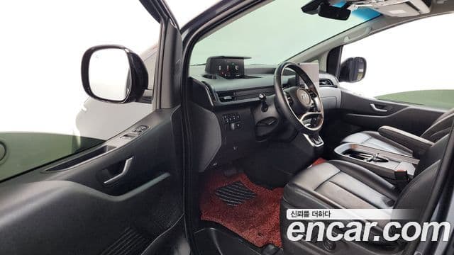 Hyundai Staria Modern, 2024 10