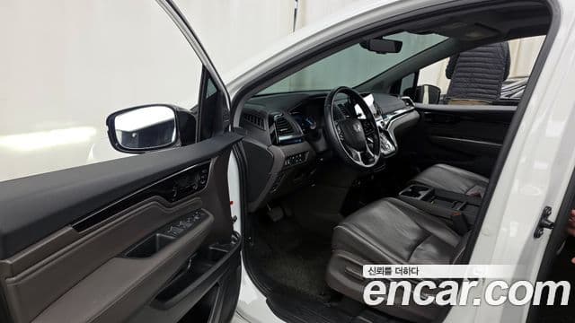 Honda Odyssey 5세대, 2021 10