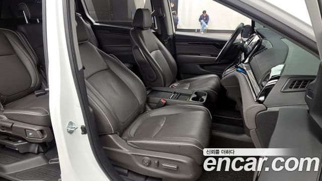 Honda Odyssey 5세대, 2021 11