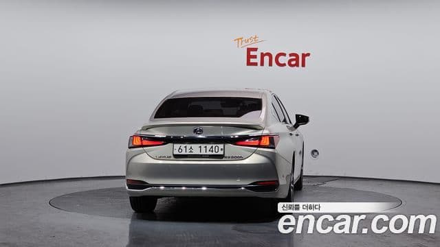 Lexus ES300h 7세대 Luxury, 2019 4