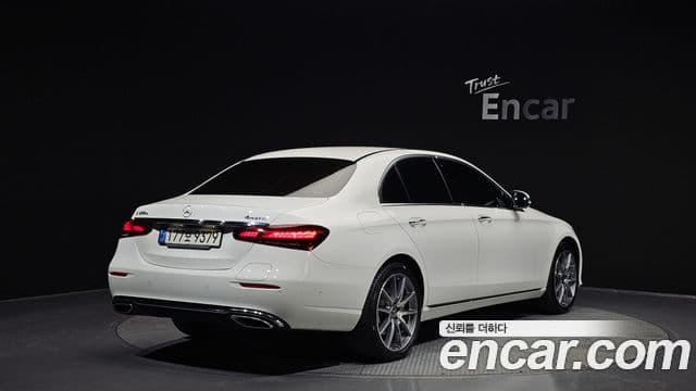 Mercedes-Benz E-класс W213 Exclusive, 2022 2