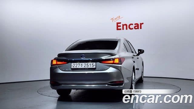 Lexus ES300h 7세대 Luxury Plus, 2021 4