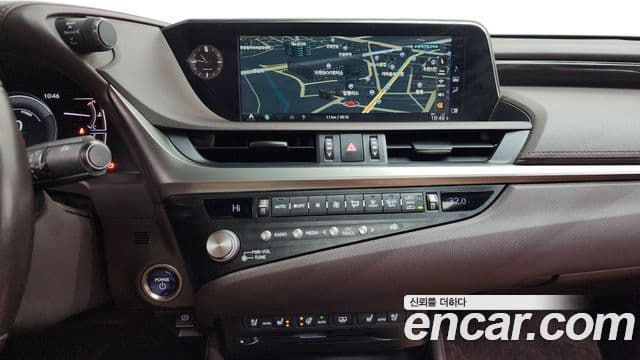 Lexus ES300h 7세대 Luxury Plus, 2021 14