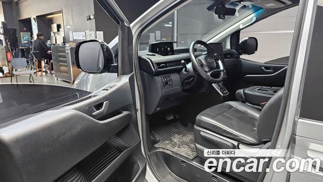 Hyundai Staria Modern, 2023 11