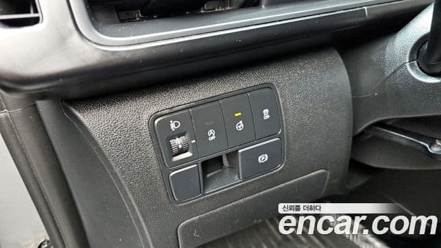 Hyundai Staria Modern, 2023 17