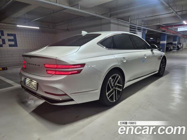 Genesis G80 (RG3) бензин 2.5 турбо 2WD, 2026 2