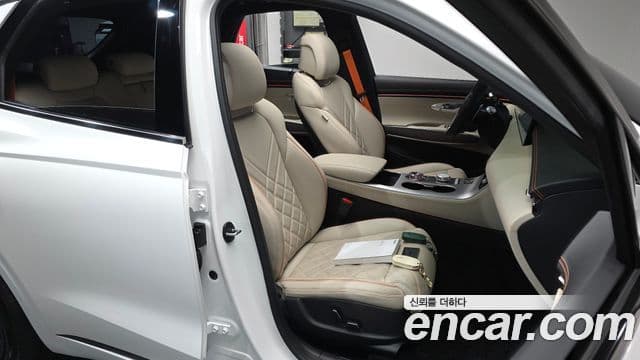 Genesis GV70, 2025 13