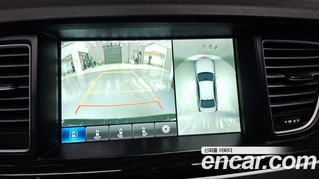 Genesis G80 Premium Luxury, 2017 16