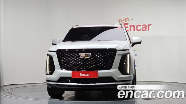 Cadillac Escalade 5세대 ESV Sport Platinum, 2025 3