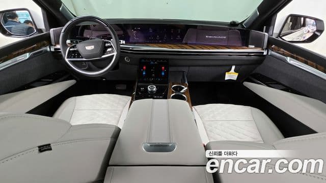 Cadillac Escalade 5세대 ESV Sport Platinum, 2025 7