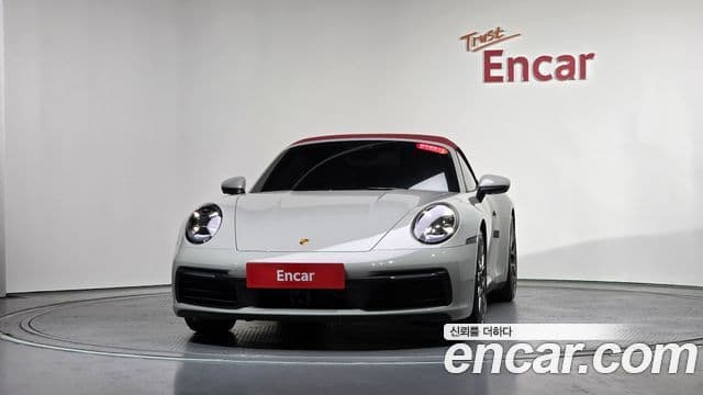 Porsche 911 (992) Carrera кабриолет, 2024 3