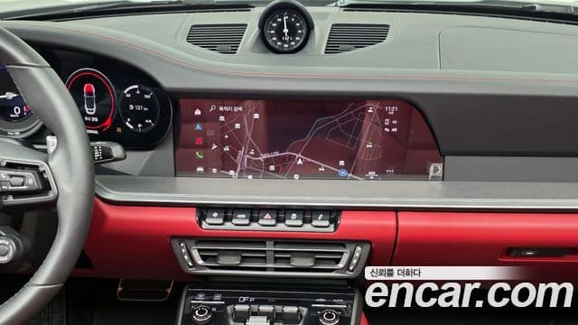 Porsche 911 (992) Carrera кабриолет, 2024 14