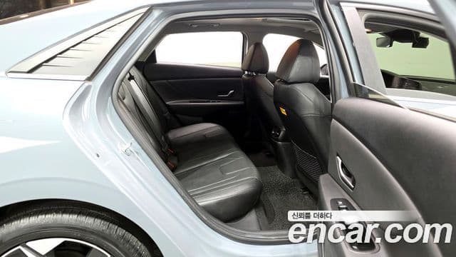 Hyundai Avante (CN7) Inspiration, 2021 12