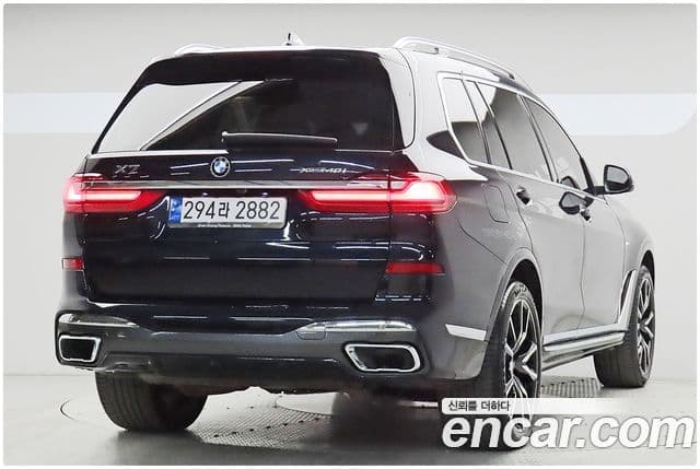 BMW X7 (G07) xDrive 40i M Sport 6인승, 2022 4
