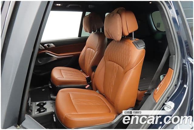 BMW X7 (G07) xDrive 40i M Sport 6인승, 2022 12