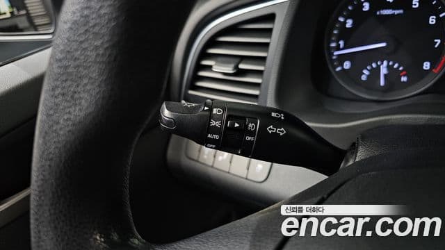 Hyundai Avante AD 1.6 GDI Value Plus, 2017 15